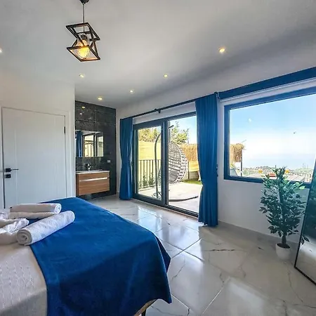 Levissa Faralya Kirme Oezel Havuz Bahce Hotel Fethiye
