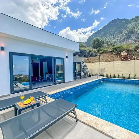 Levissa Faralya Kirme Oezel Havuz Bahce * Фетхие