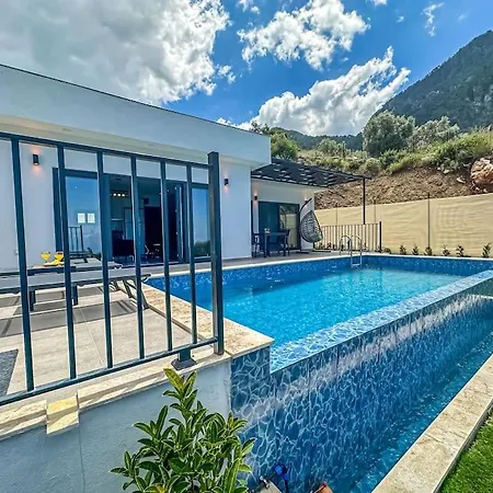 Levissa Faralya Kirme Oezel Havuz Bahce * Fethiye