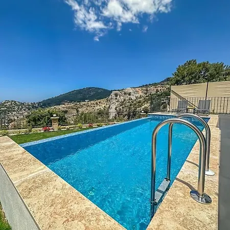 Hotel Levissa Faralya Kirme Oezel Havuz Bahce Fethiye